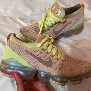 Nike Vapormax flyknit 3 ‘barely volt pink’